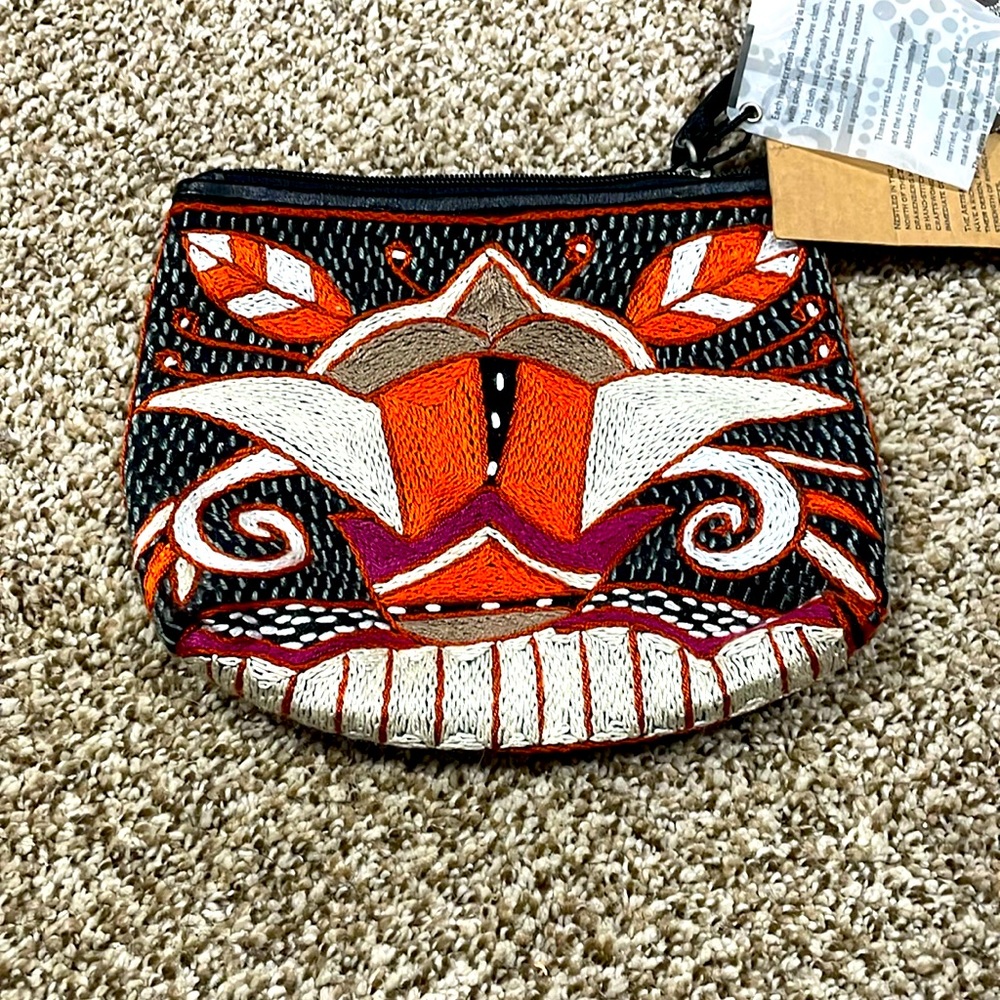 Women’s clutch